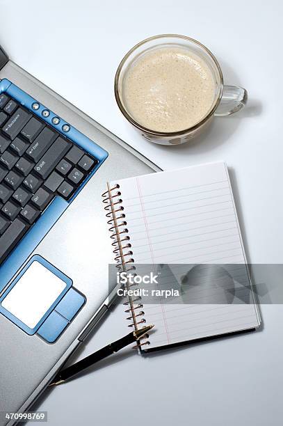 Pausa Caffè - Fotografie stock e altre immagini di Affari - Affari, Affari finanza e industria, Ambientazione interna