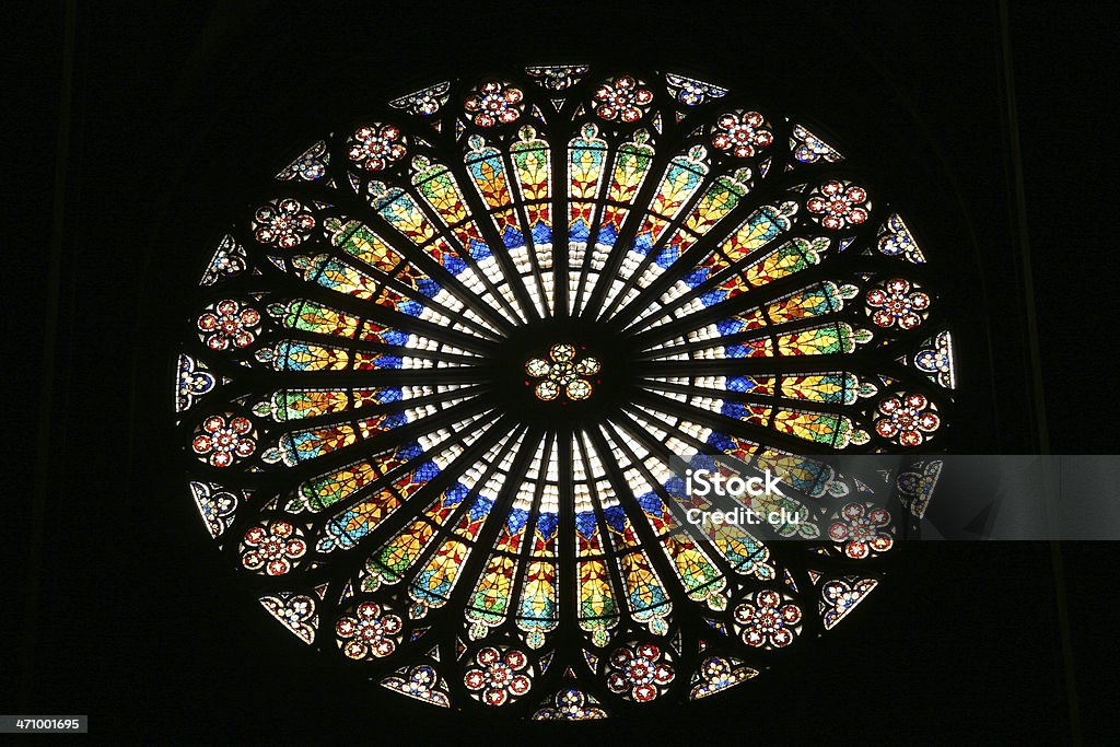 Colorido iglesia de la ventana - Foto de stock de CMYK libre de derechos