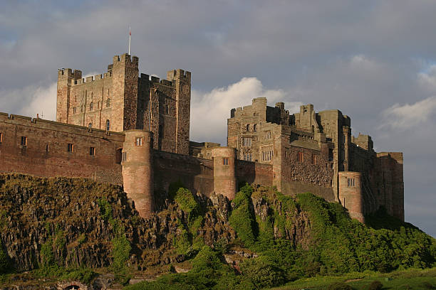 castelo de paredes - conquerer imagens e fotografias de stock