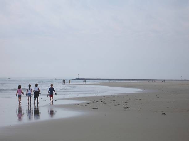 istock Children at the Beach 471010681