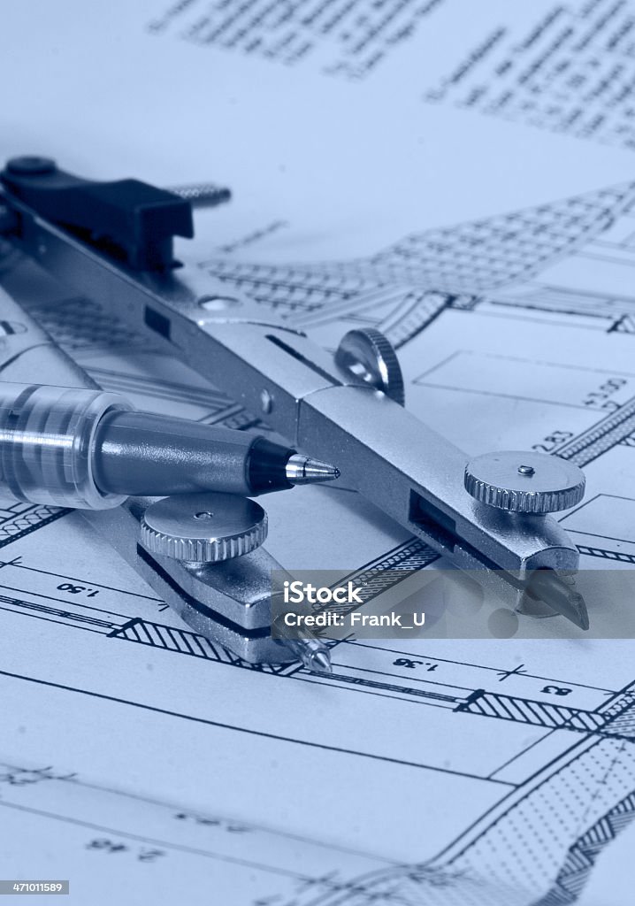 Bussola su blueprint - Foto stock royalty-free di Affari