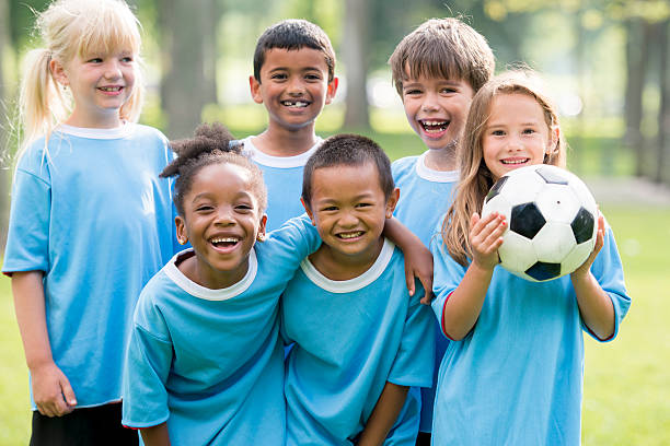 istock Childrens Soccer Team Posing for Picture 471040404