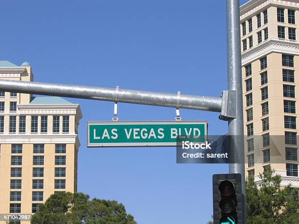 Photo libre de droit de De Las Vegas Boulevard banque d'images et plus d'images libres de droit de Boulevard - Boulevard, Destination de voyage, Forêt