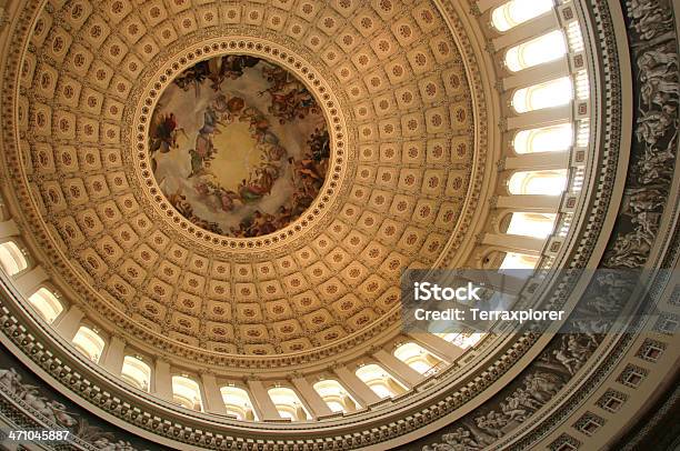 Foto de Capitol Dome Acima Da Rotunda Gallery e mais fotos de stock de Capitólio - Capitol Hill - Capitólio - Capitol Hill, Rotunda - Arquitetura, Washington DC