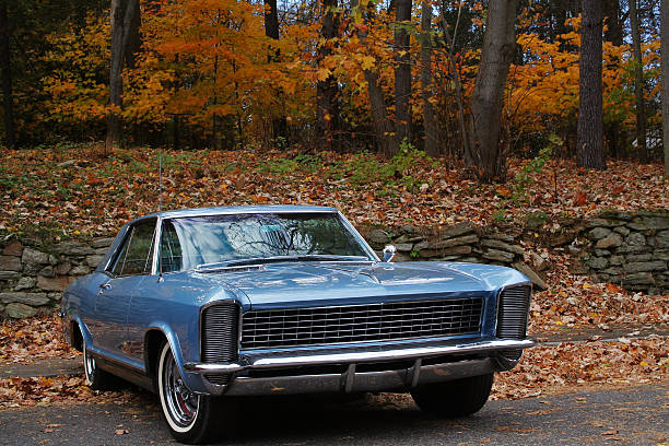 istock Classic American car in the autumn park 471047401