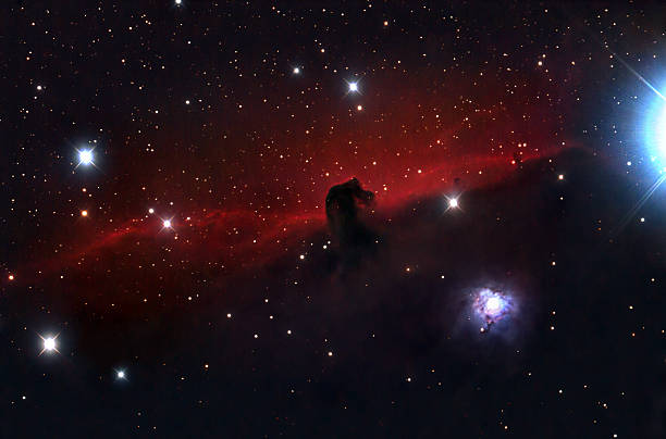 nébuleus'à tête de cheval - horsehead nebula photos et images de collection