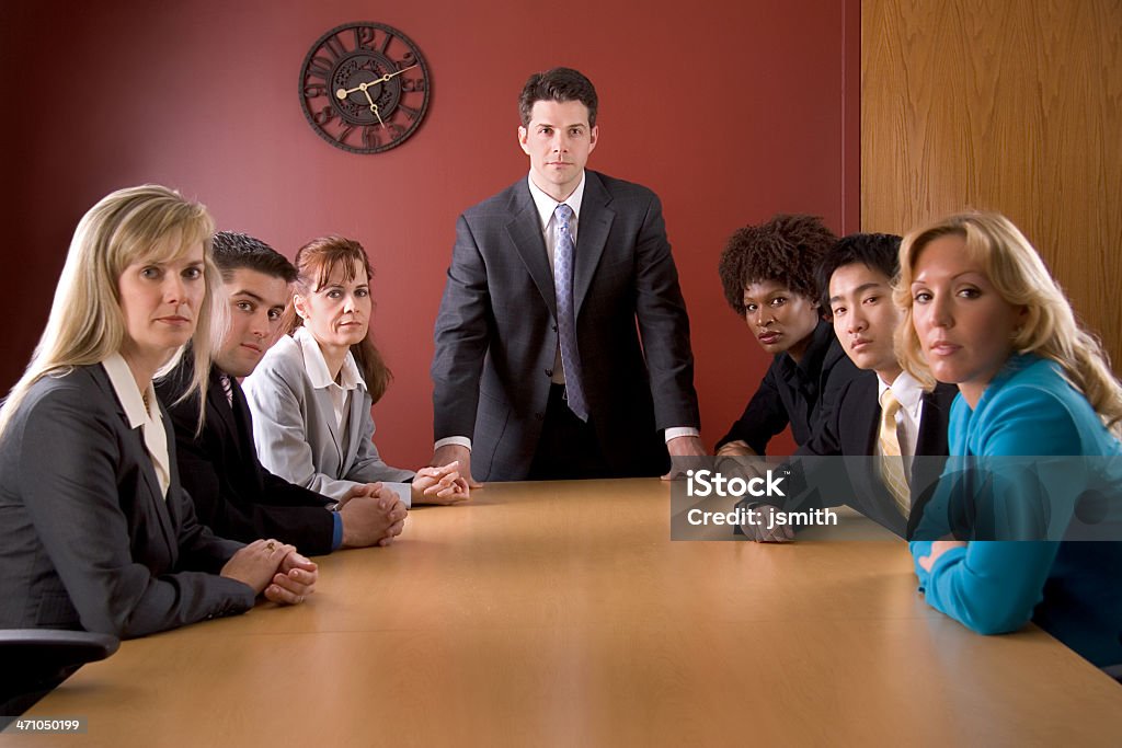 Equipe de negócio sério - Foto de stock de Adulto royalty-free