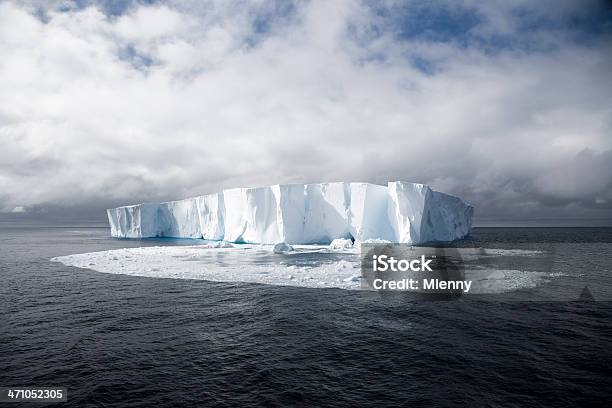 Schmelzen Eisbergtreibhauseffekt Stockfoto und mehr Bilder von Antarktis - Antarktis, Eisberg - Eisgebilde, Schmelzen