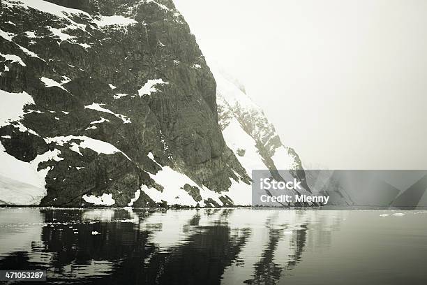 Antarktyda W Sepia Ii - zdjęcia stockowe i więcej obrazów Antarktyda - Antarktyda, Biały, Biegun południowy