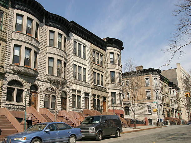 istock Elegant Brownstone Homes In Harlem 471056545