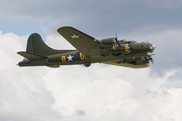 istock Boeing B-17G Flying Fortress 471057863