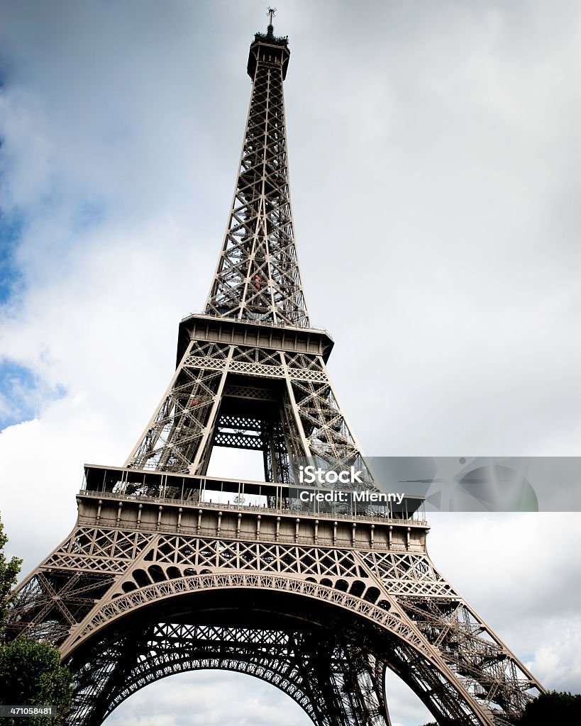 Paris Tour Eiffel - Foto de stock de Alto - Descrição Geral royalty-free