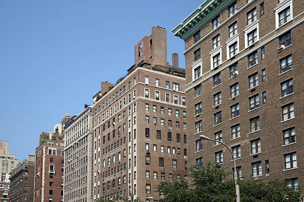 istock Apartment Buildings On Park Avenue 471058787