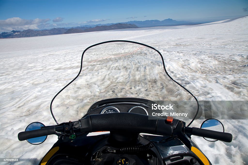 snowmobile en glaciar - Foto de stock de Islandia libre de derechos