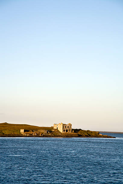 istock abandoned fishermen's house 471059683