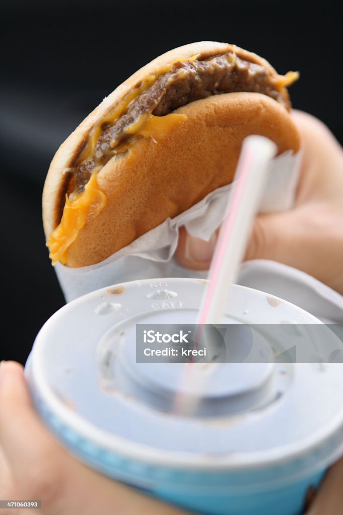 Burger avec du cola - Photo de Burger libre de droits