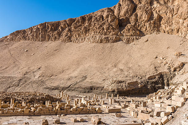 istock Temple of the Queen Hatshepsut 471060730