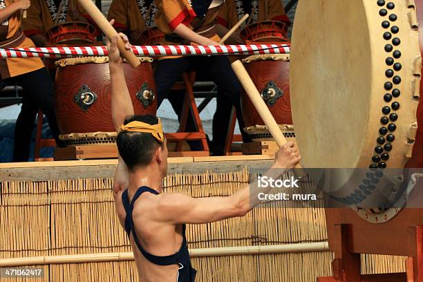 Taiko Baterista - Fotografias de stock e mais imagens de Taiko - Taiko, Bateria - Instrumento de Percussão, Japão