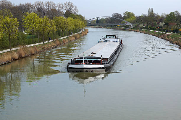 istock Midland or Mittelland Canal 471063946