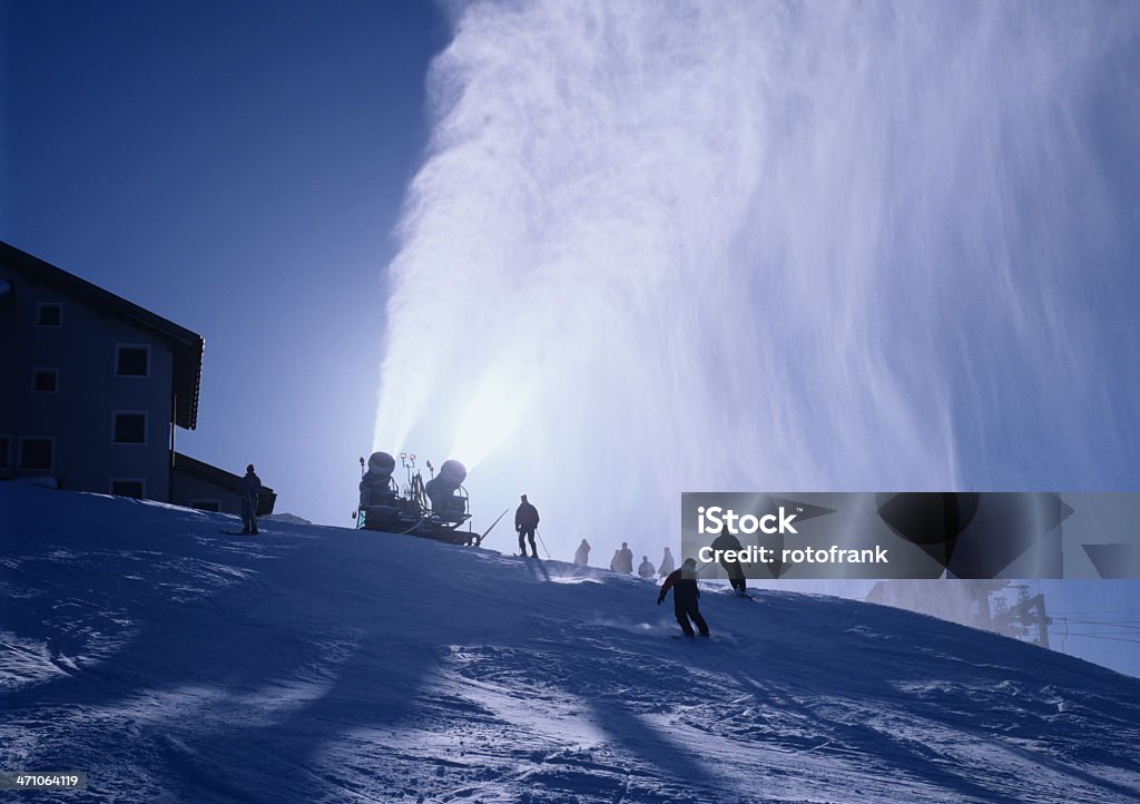 Kurort narciarski (rozmiar obrazu XXL - Zbiór zdjęć royalty-free (Fotografika)