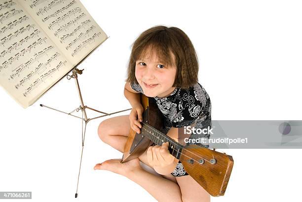 음악 Balalajka 기타-현악기에 대한 스톡 사진 및 기타 이미지 - 기타-현악기, 놀이, 딸