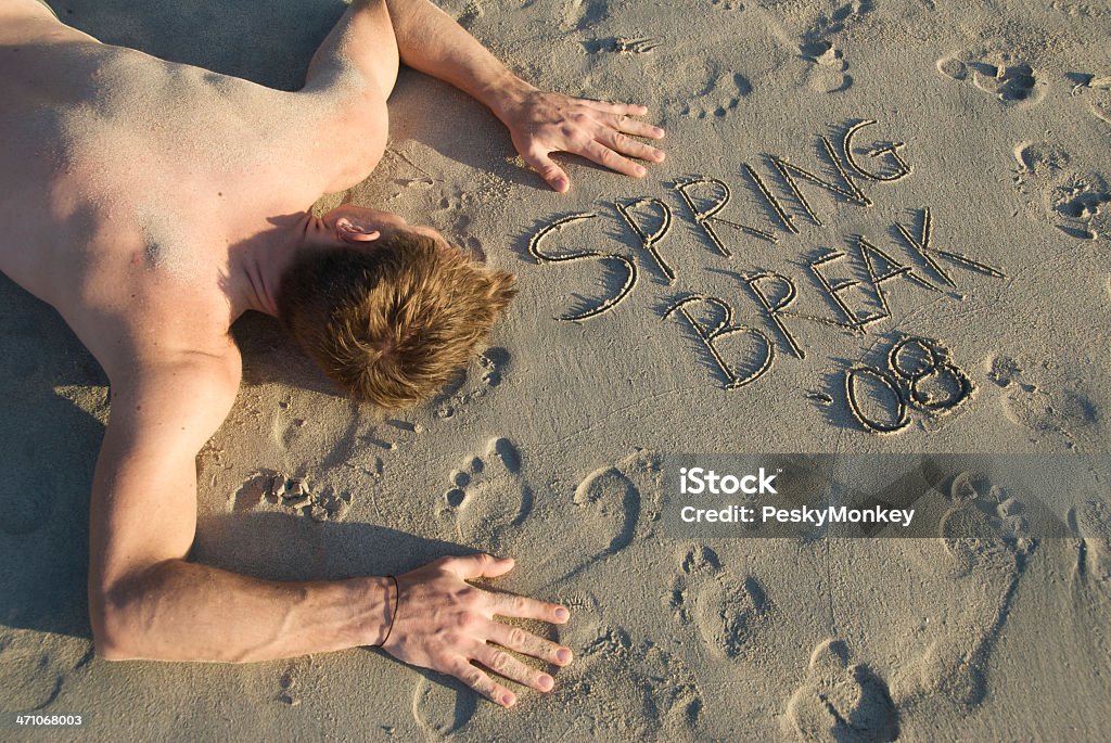 Hombre joven vacaciones de primavera resaca - Foto de stock de Hombres libre de derechos