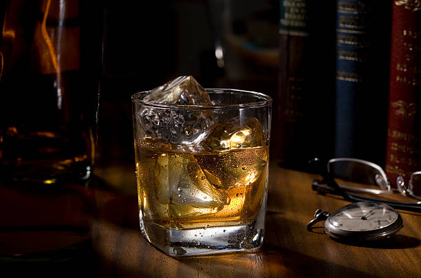 Whiskey on the rocks Whiskey on the rocks Whiskey stock pictures, royalty-free photos & images