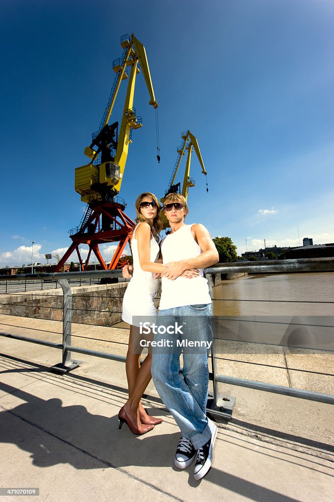 Coppia Casual - Foto stock royalty-free di 20-24 anni