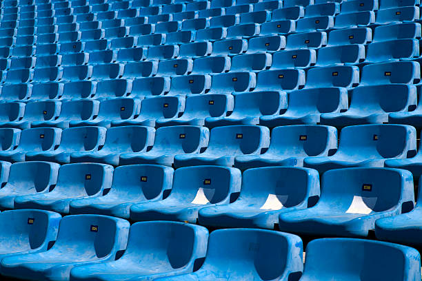 lugares vazios - bleachers olympic stadium architecture blue imagens e fotografias de stock