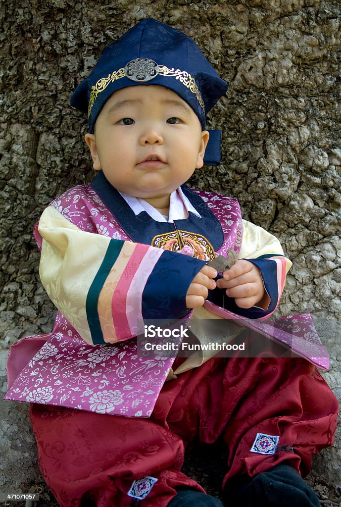 アジアの男の赤ちゃん、子供服の伝統的な韓国の民族衣装 - 朝鮮民族・韓民族のロイヤリティフリーストックフォト