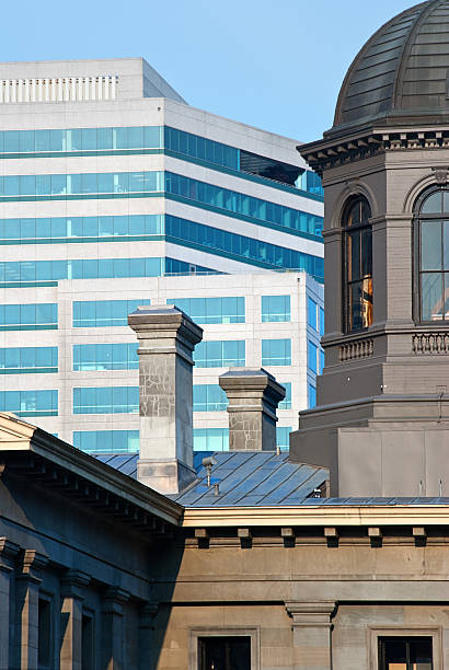 istock Portland Modern Office Building and Traditional Structure Juxtaposed 471072602