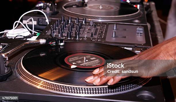 Foto de Preto Dj e mais fotos de stock de DJ - DJ, Hip Hop, Toca-discos