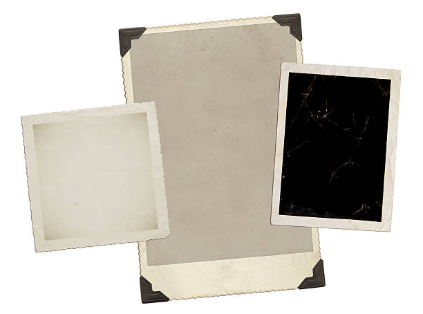 istock Vintage photo album 471076581