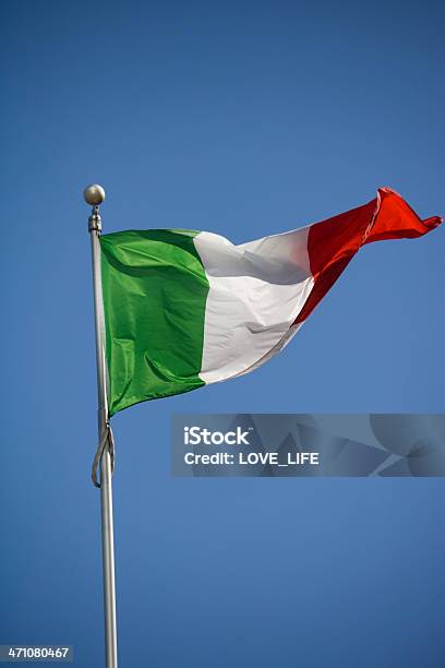 Bandiera Dellitalia - Fotografie stock e altre immagini di Asta portabandiera - Asta portabandiera, Bandiera, Bandiera dell'Italia