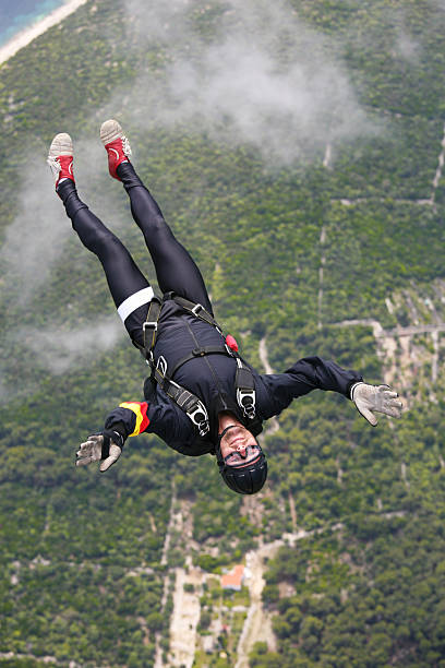istock Skydiving-Losinj Island-Croatia 471081591