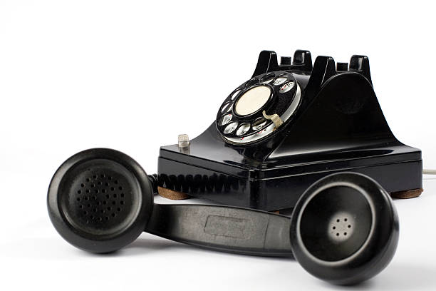 vieux cadran de téléphone - 1930s style telephone 1940s style old photos et images de collection