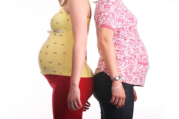 istock Two pregnant women 471083009