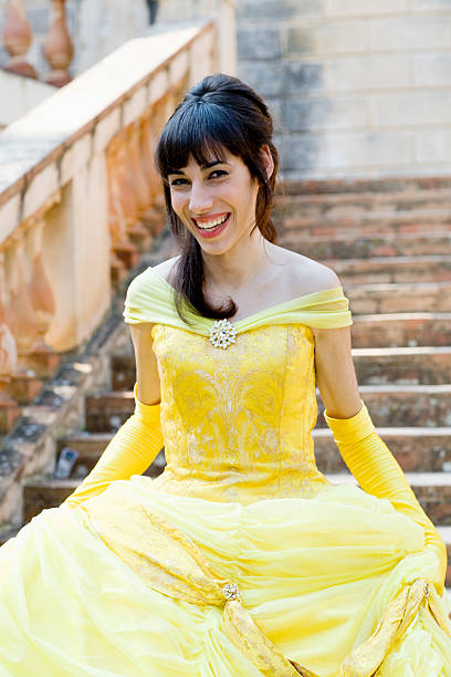 istock cute woman 471083299