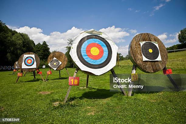 Стрельба Из Лука Целей Xxl — стоковые фотографии и другие картинки Archery - Archery, Archery Range, Без людей