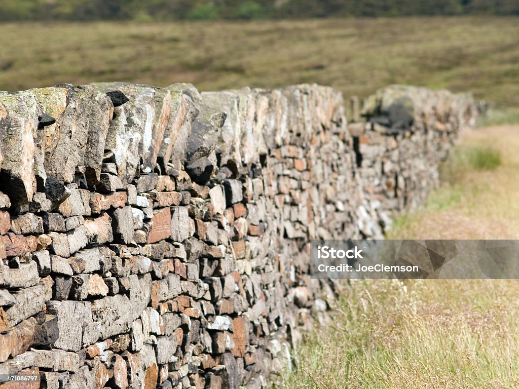Drystone 벽 노스-웨스트 of England moorland - 로열티 프리 0명 스톡 사진