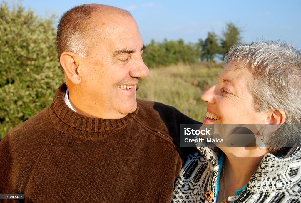 Feliz casal de idosos - Foto de stock de 50-54 anos royalty-free