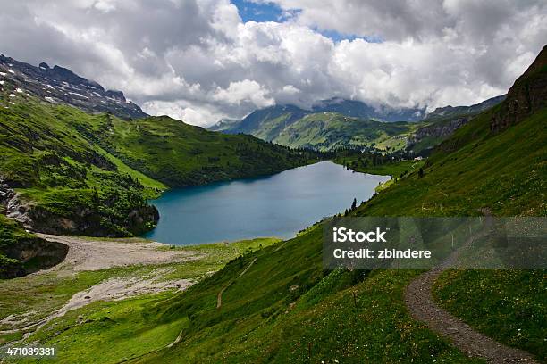 Lago Engstlen - Fotografie stock e altre immagini di 2000-2009 - 2000-2009, Acqua, Alpi