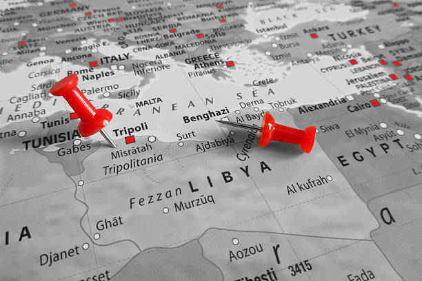 marcatore rosso sulla libia - muammar foto e immagini stock