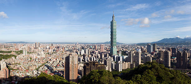 istock Panoramic view of Taipei, Taiwan 471091615