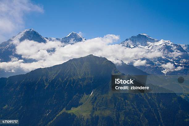 Eiger Monte Mönch E Di Jungfrau - Fotografie stock e altre immagini di 2000-2009 - 2000-2009, Alpi, Alpi Bernesi