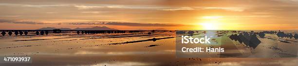 Salar De Uyuni Pôr Do Sol Panorama - Fotografias de stock e mais imagens de Amontoar - Amontoar, Anoitecer, As Américas