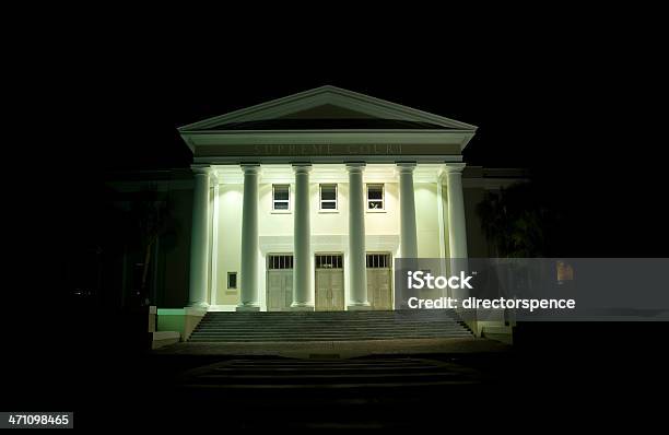 Foto de Florida Supremo Tribunal À Noite e mais fotos de stock de Flórida - EUA - Flórida - EUA, Tallahassee, Supremo tribunal dos Estados Unidos