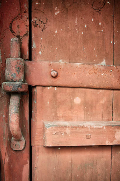 istock old, grunge wood panels 471098934