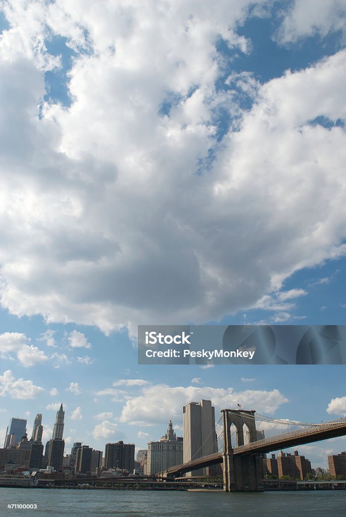 De New York City Skyline Big Sky View - Photo de Ciel libre de droits