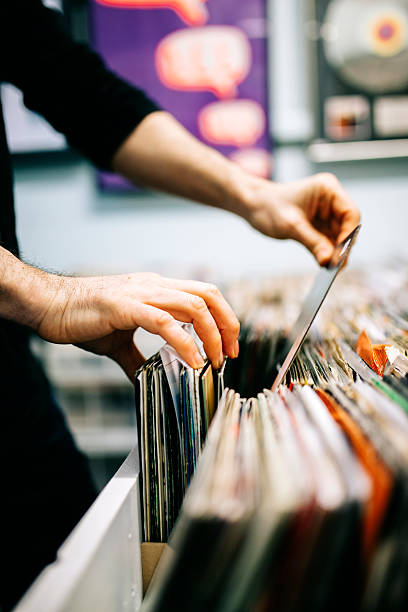 istock Record store, second hand vinyl records, hands searching 471101658